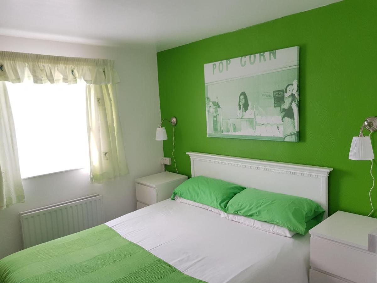 Oakleigh House Hotel - Blackpool — Photos 2